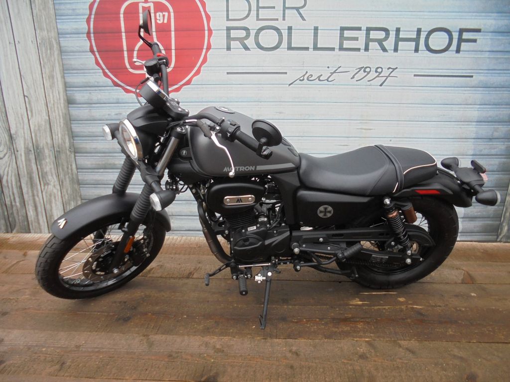 KSR Motron Revolver 125