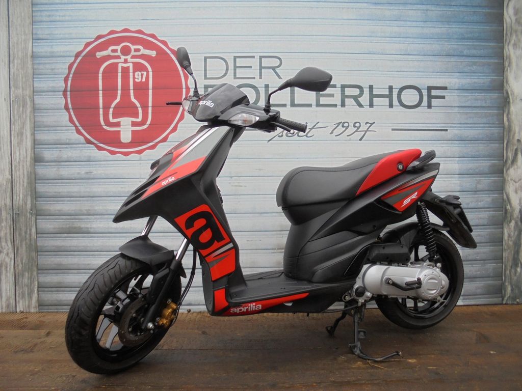 Aprilia SR Motard 50 2T