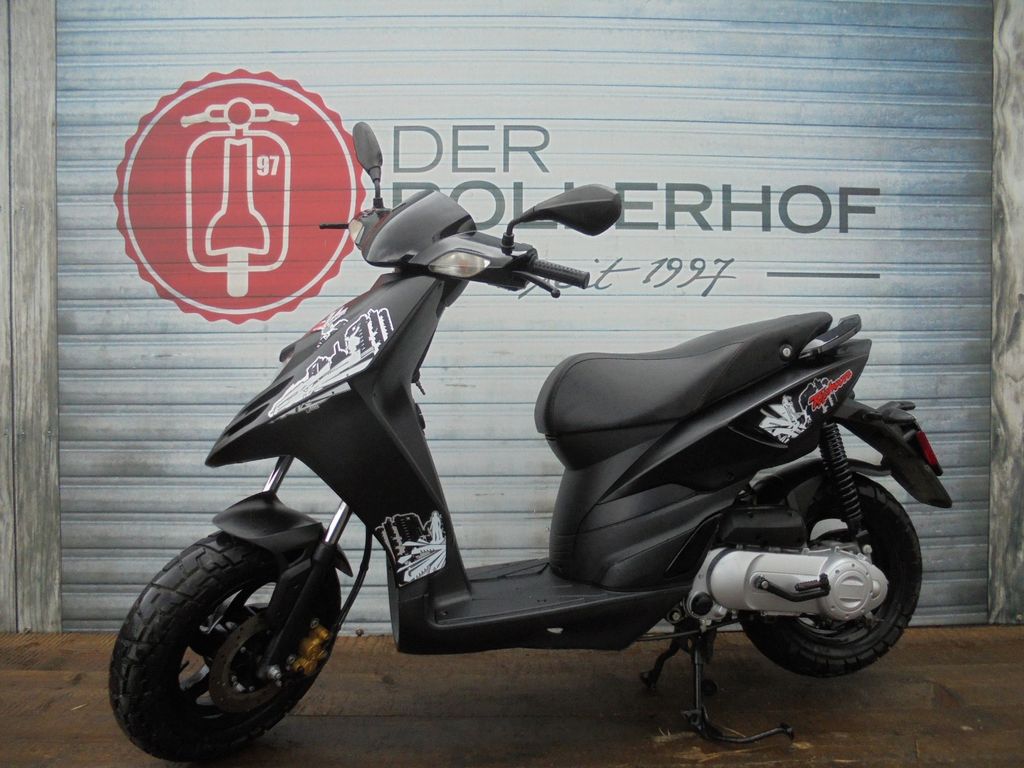 Piaggio New TPH 50ccm 2 Takt