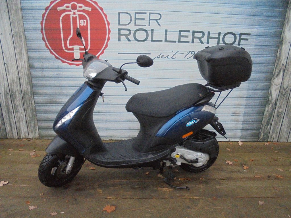 Piaggio ZIP 50 4T Mofa