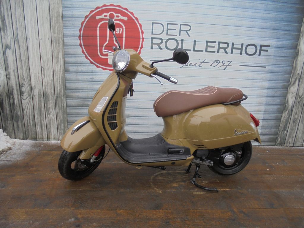 Vespa GTS 300 Super Sport look