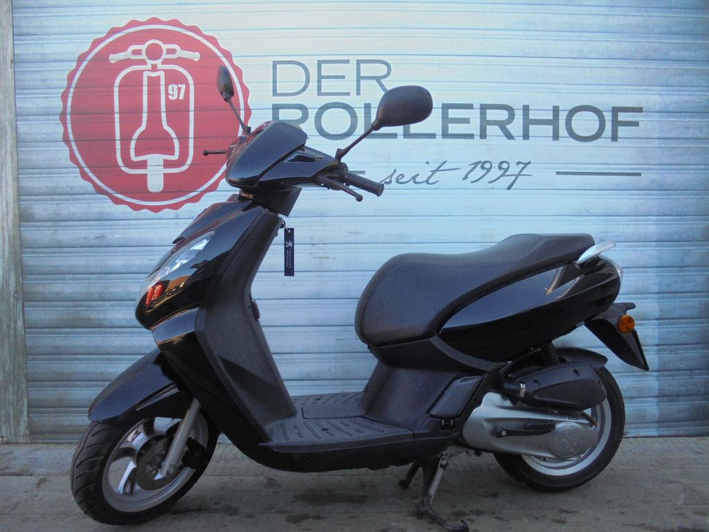 Peugeot Kisbee 50 Black 4 Takt Mofa 25 oder 45 KM/h