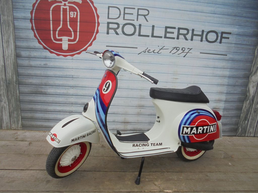 Vespa Primavera 125 B 196 Martini Racing