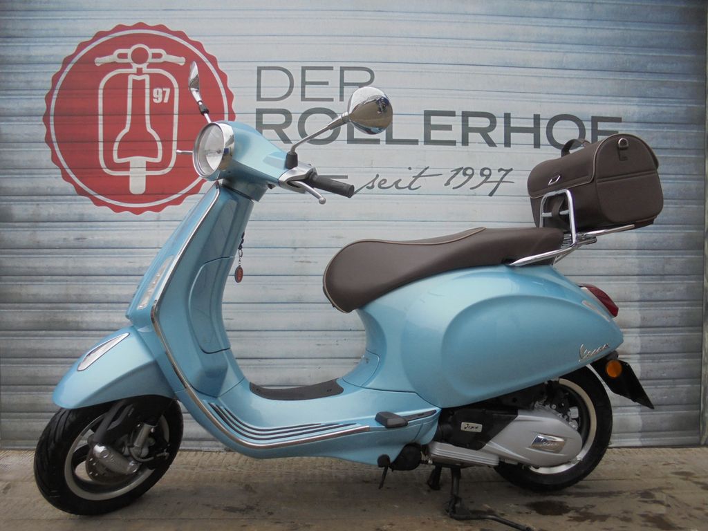 Vespa Primavera 125 Iget 70 Jahre