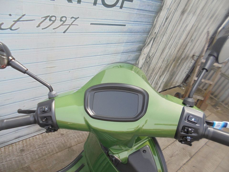 Vespa GTS 125 Super Sport FL E5+ Keyless