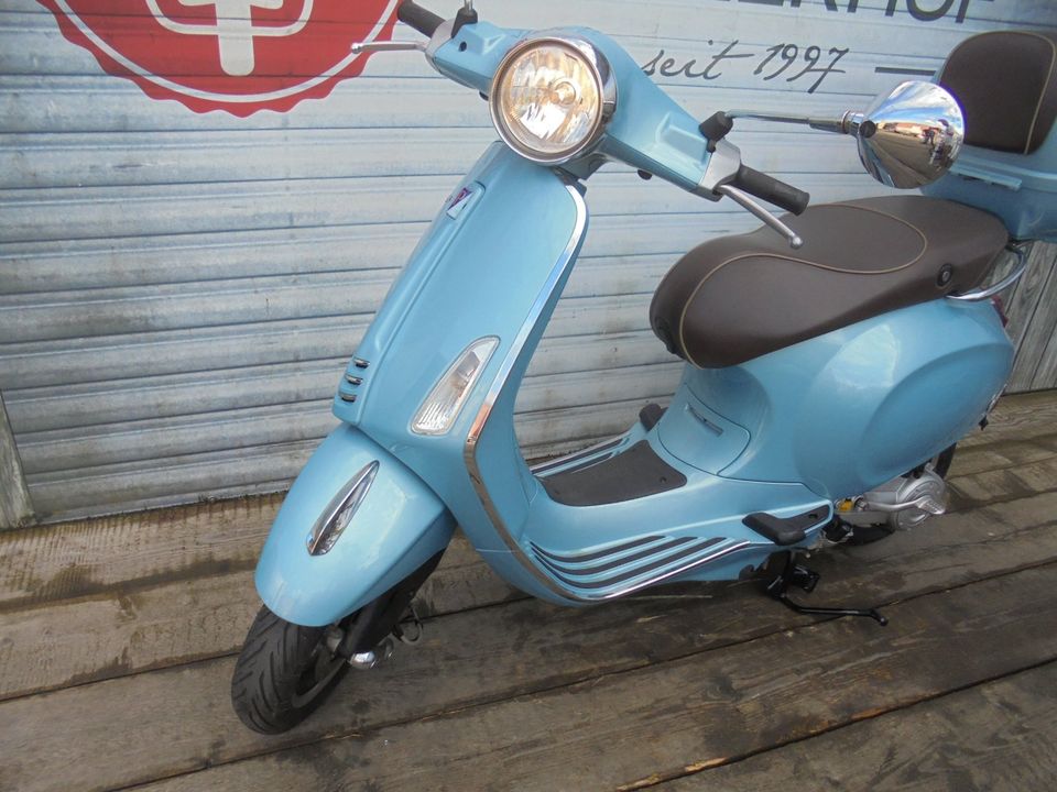 Vespa Primavera 50 4 Takt 70 Jahre Sondermodel NR 449