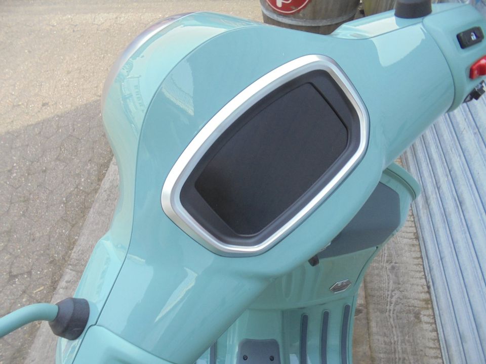Vespa GTS 310 80th FL E5+ Keyless