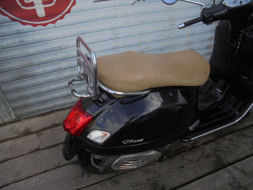 Vespa GTS 125 Takt NR 445