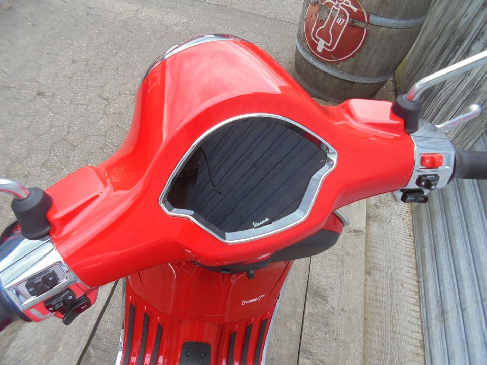 Vespa Primavera 125 RST ABS E5+ FL RED