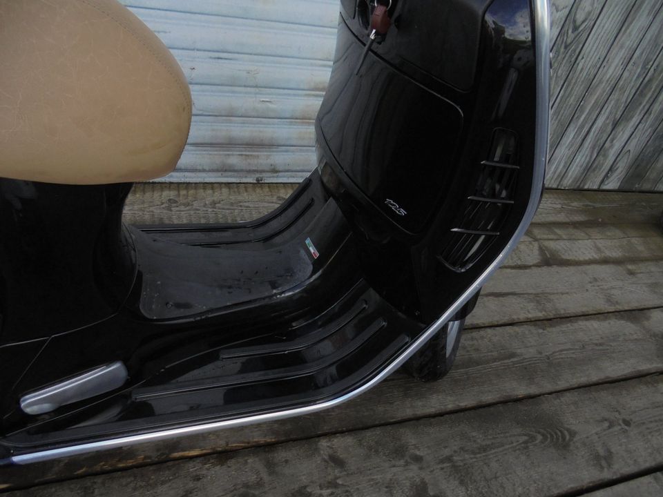 Vespa GTS 125 Takt NR 445