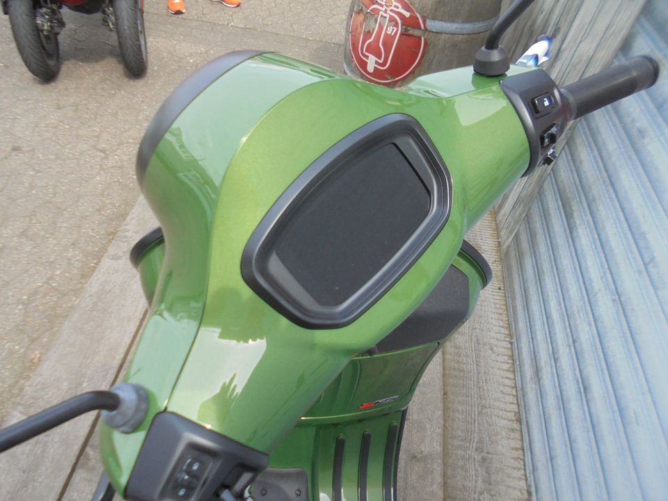 Vespa GTS 125 Super Sport FL E5+ Keyless
