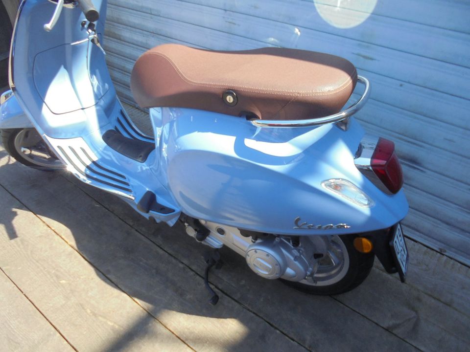 Vespa Primavera 50 iGet 4 Takt wie neu NR 302