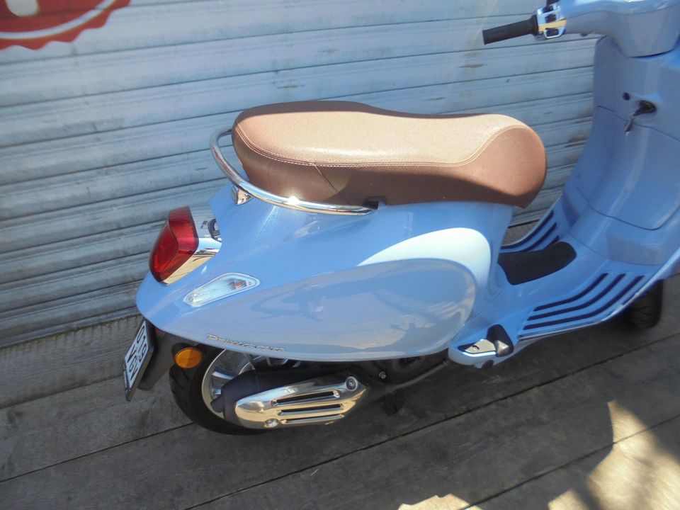 Vespa Primavera 50 iGet 4 Takt wie neu NR 302