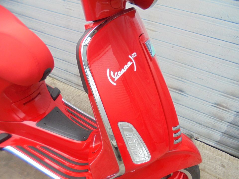 Vespa Primavera 125 RST ABS E5+ FL RED