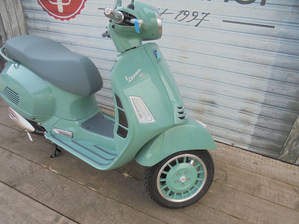 Vespa GTS 310 80th FL E5+ Keyless