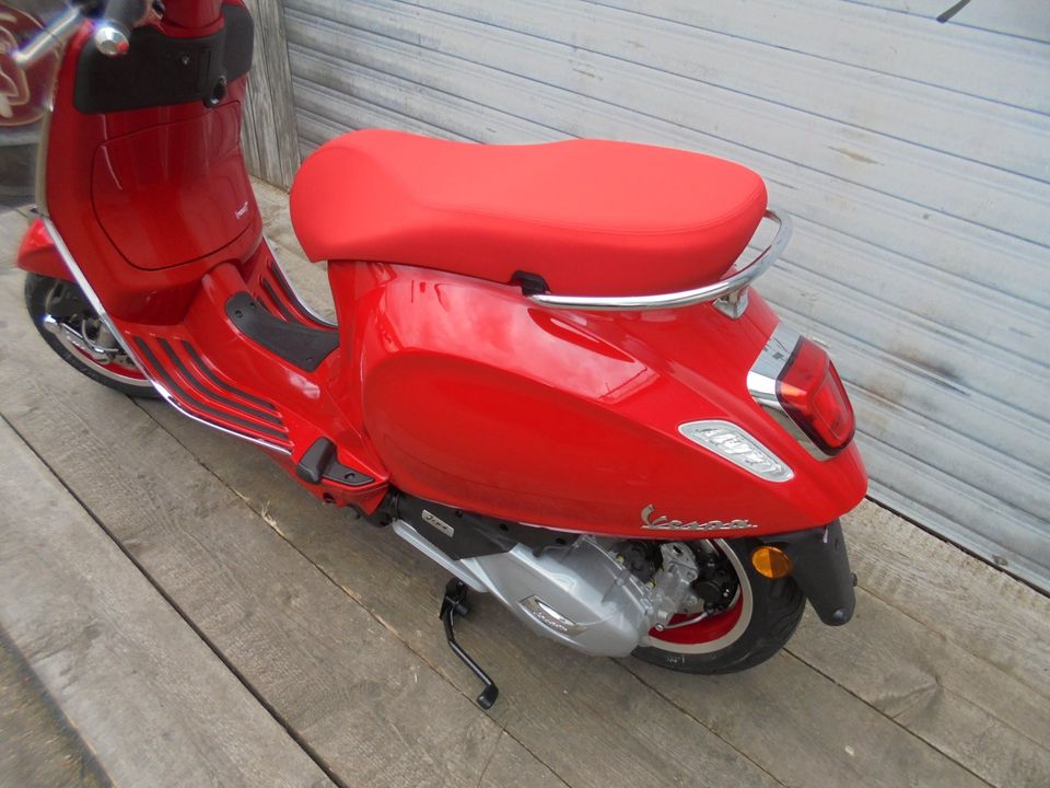 Vespa Primavera 125 RST ABS E5+ FL RED