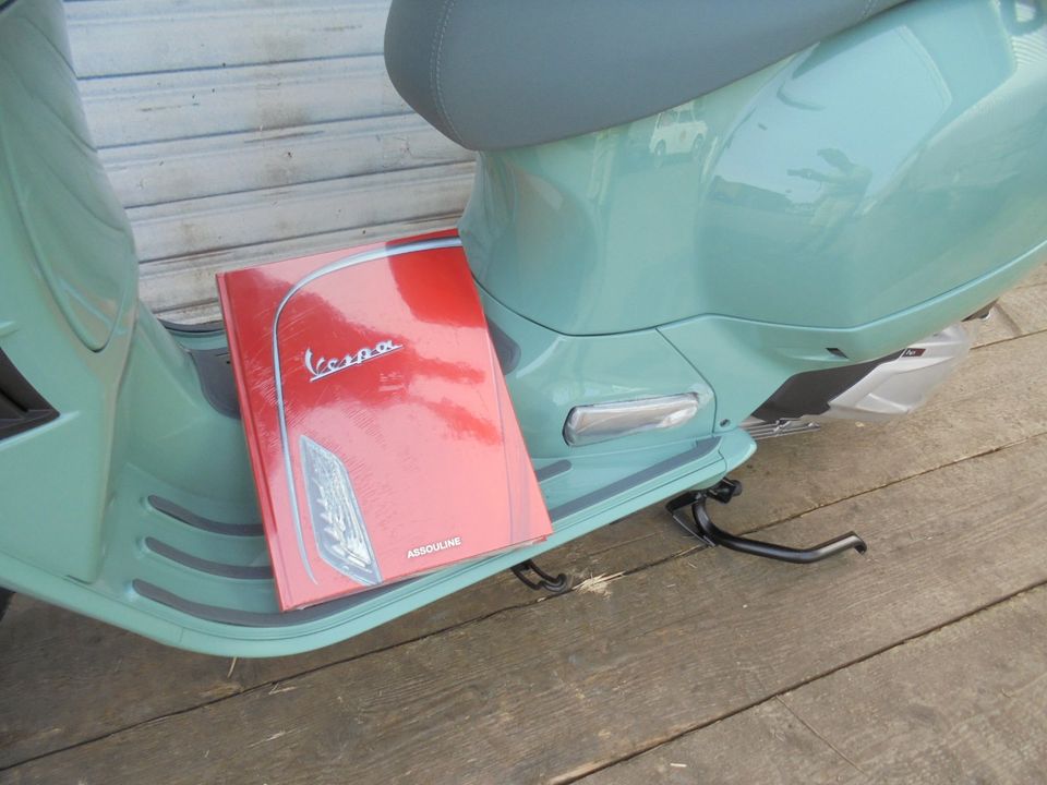 Vespa GTS 310 80th FL E5+ Keyless