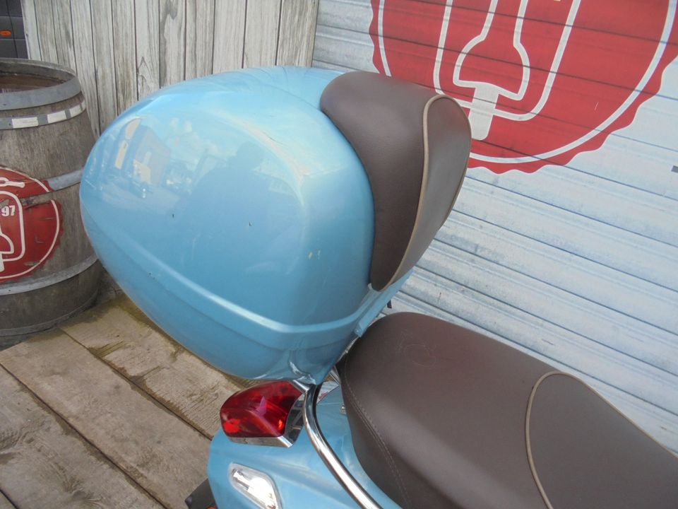 Vespa Primavera 50 4 Takt 70 Jahre Sondermodel NR 449