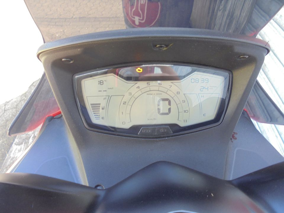 Aprilia SXR 50 4 Takt Iget NR 258