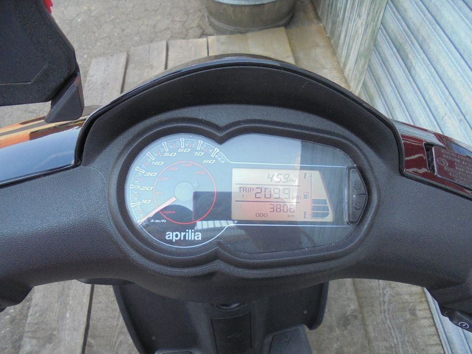 Aprilia SR 50 Motard 2 Takt NR 67