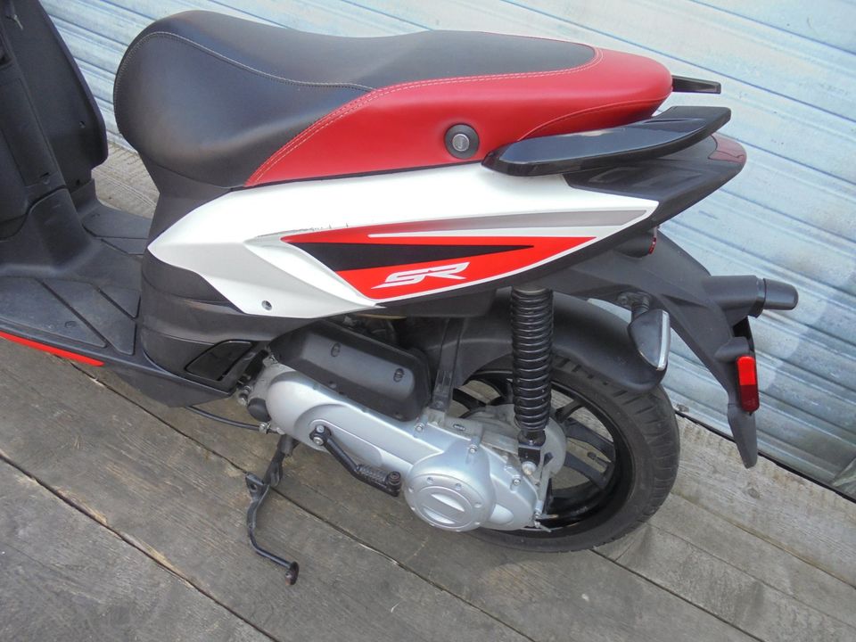 Aprilia SR 50 Motard 2 Takt NR 67