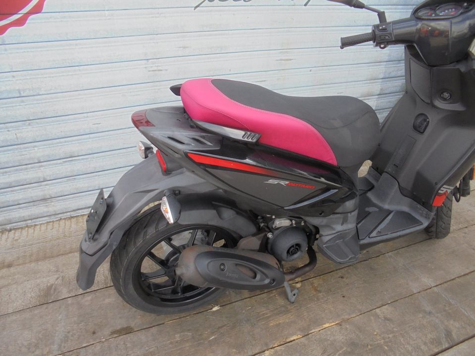 Aprilia SR 50 Motard 2 Takt NR 196
