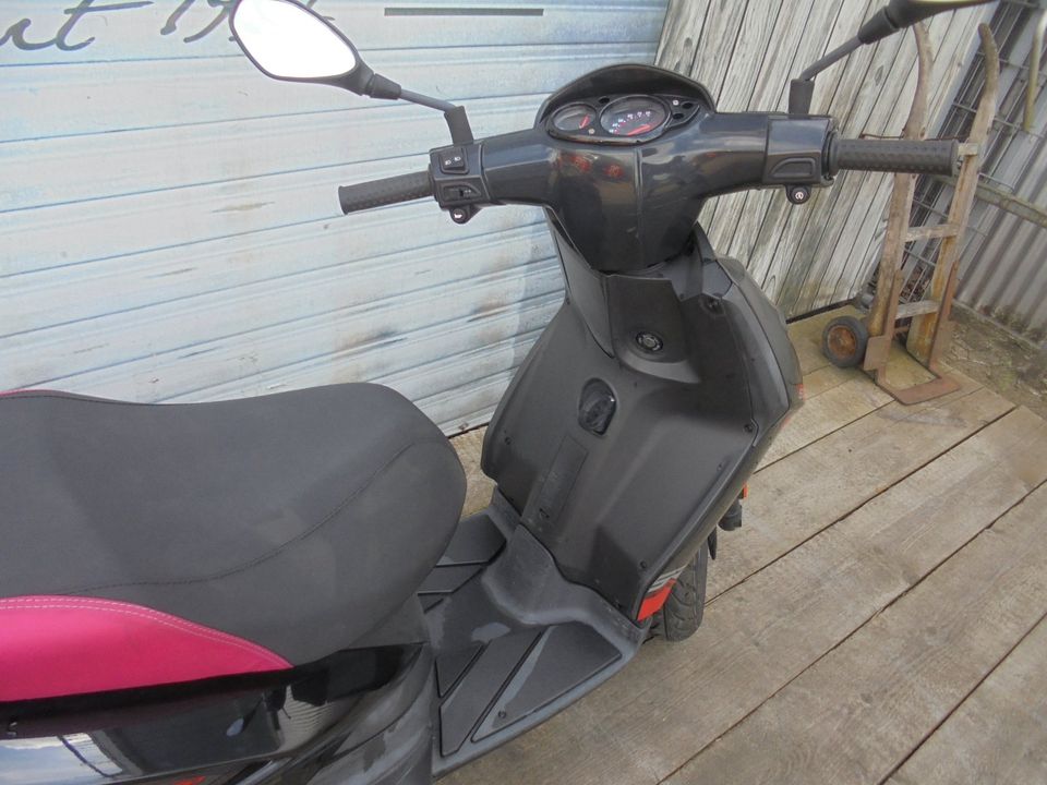 Aprilia SR 50 Motard 2 Takt NR 196