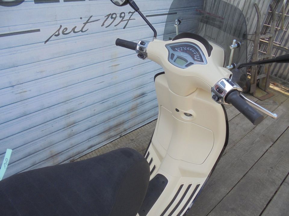 Vespa Sprint RH Edition Mercedes AMG matt beige 50 E5