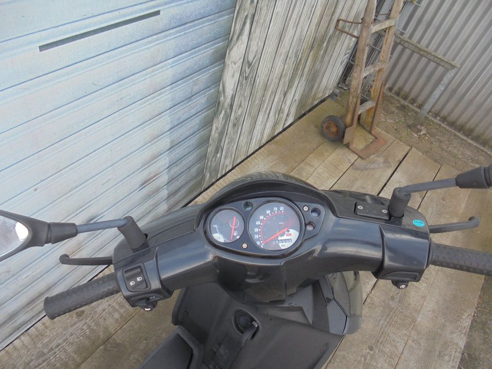 Aprilia SR 50 Motard 2 Takt NR 196