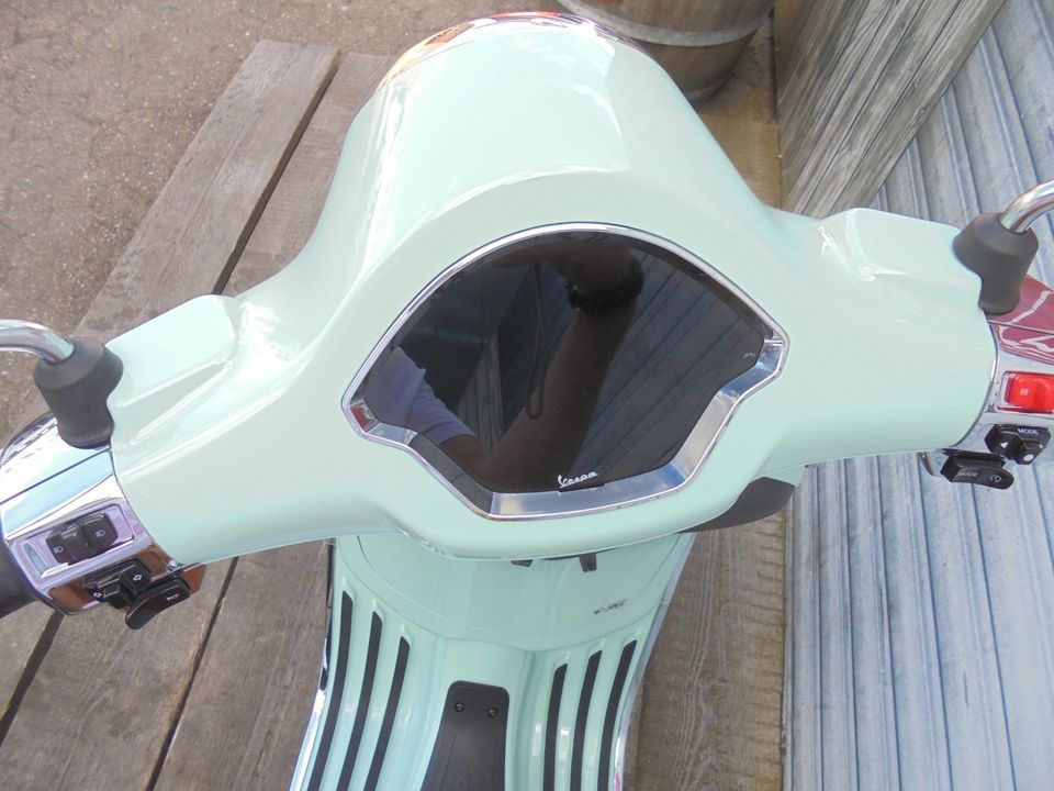 Vespa Primavera 125 RST ABS E5+ FL WIE "PicNic"