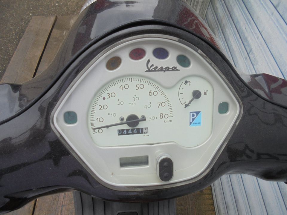 Vespa LX 50 2 Takt FL NR 541