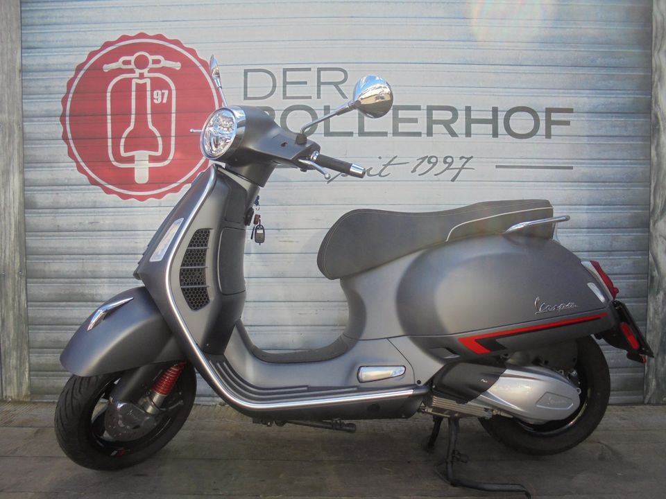 Vespa GTS 300 SuperSport RST NR 245