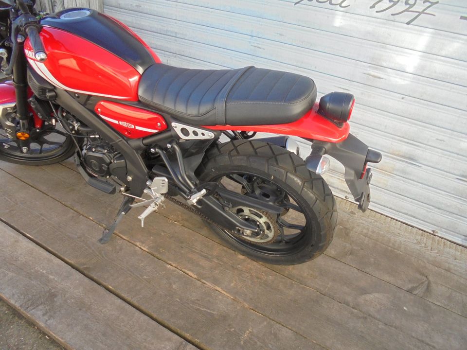 Yamaha MTM 125 E5 wie neu NR 365