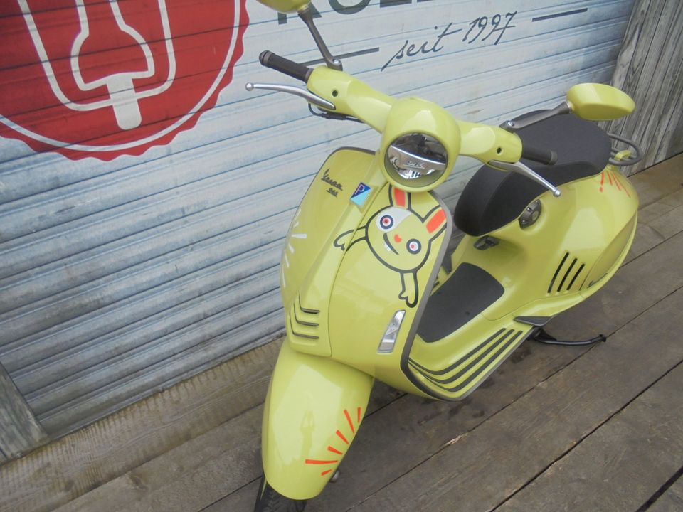 Vespa 946 125 Bunny Edition E5