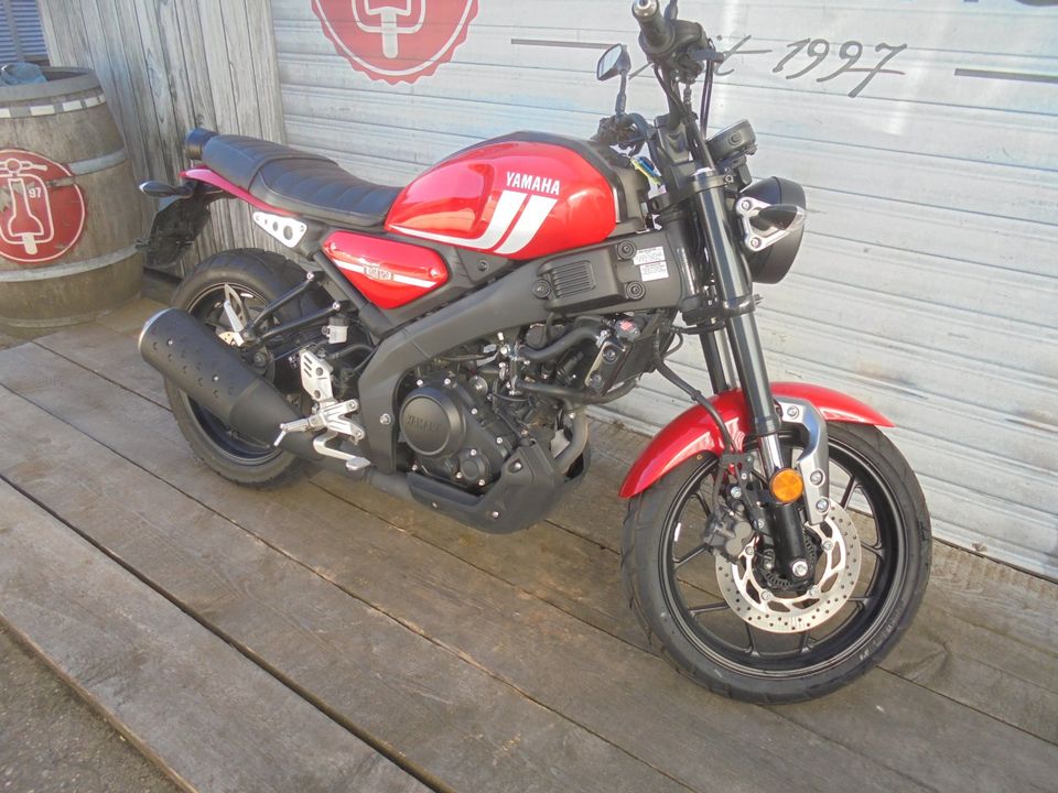 Yamaha MTM 125 E5 wie neu NR 365