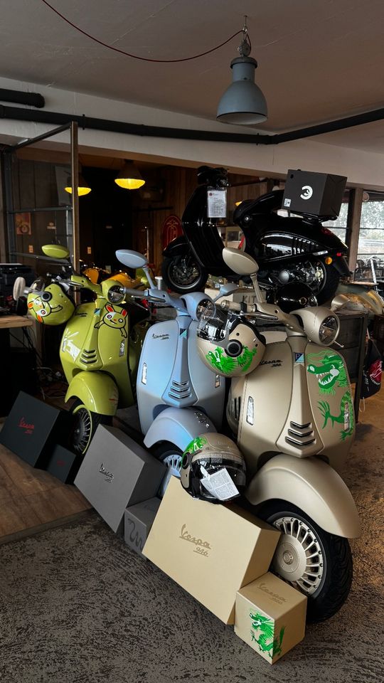Vespa 946 125 Snake Edition E5