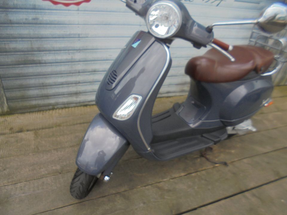 Vespa LX 50 2 Takt NR 571