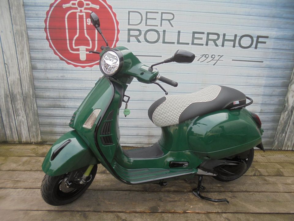 Vespa GTS 310 Super TECH RH EDITION E5+ PORSCHE Irish green
