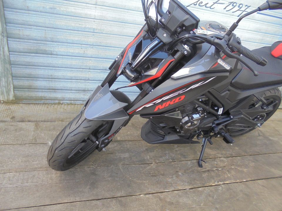 RIEJU Naked NKD 125 R Neu