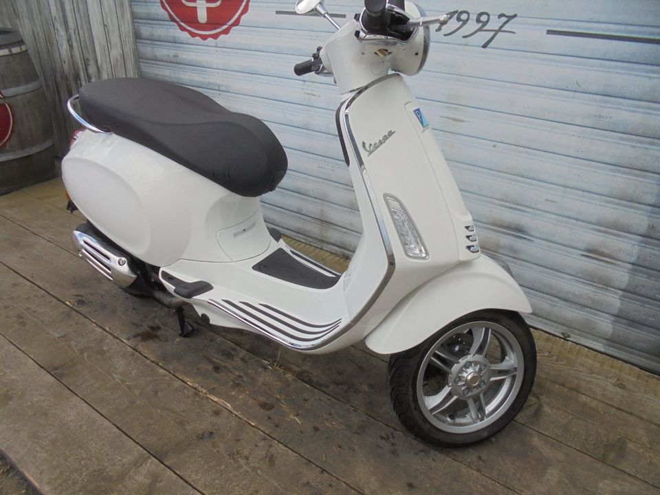Vespa Primavera 50 4T iGet E5 Edition NR 000