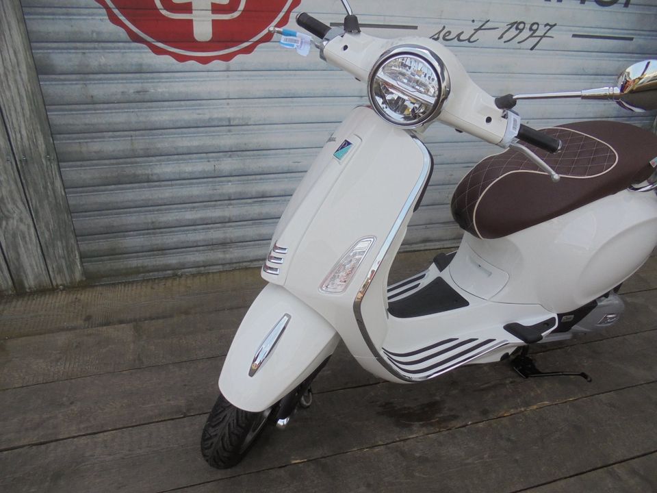 Vespa Primavera 125 RST ABS E5+ FL Neu