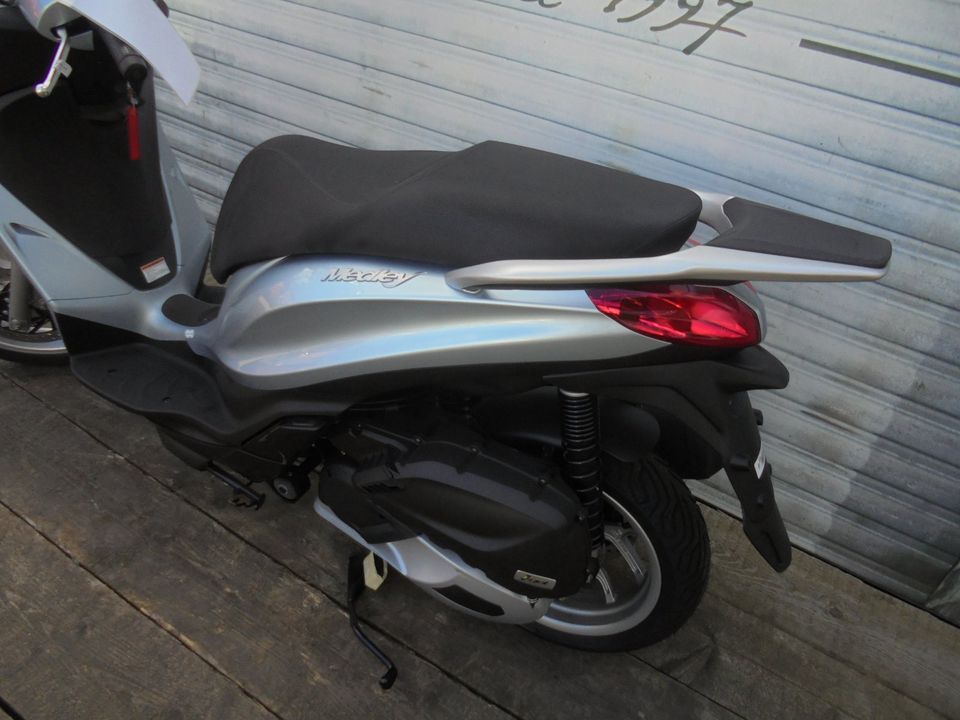 Piaggio Medley 200 Iget E5 + Neu