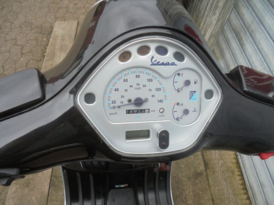 Vespa GTS 125 ccm NR125