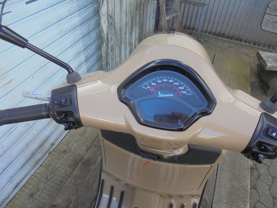 Vespa GTS 125 Super Sport RH EDITION E5+ Audi