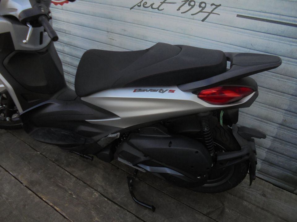 Piaggio Beverly 300 Iget E5 Neu Tageszulassung NR 36