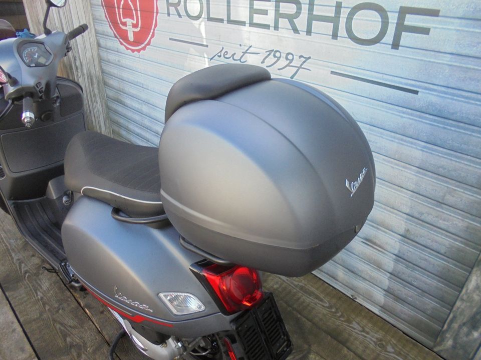 Vespa GTS 125 Super Sport NR 245