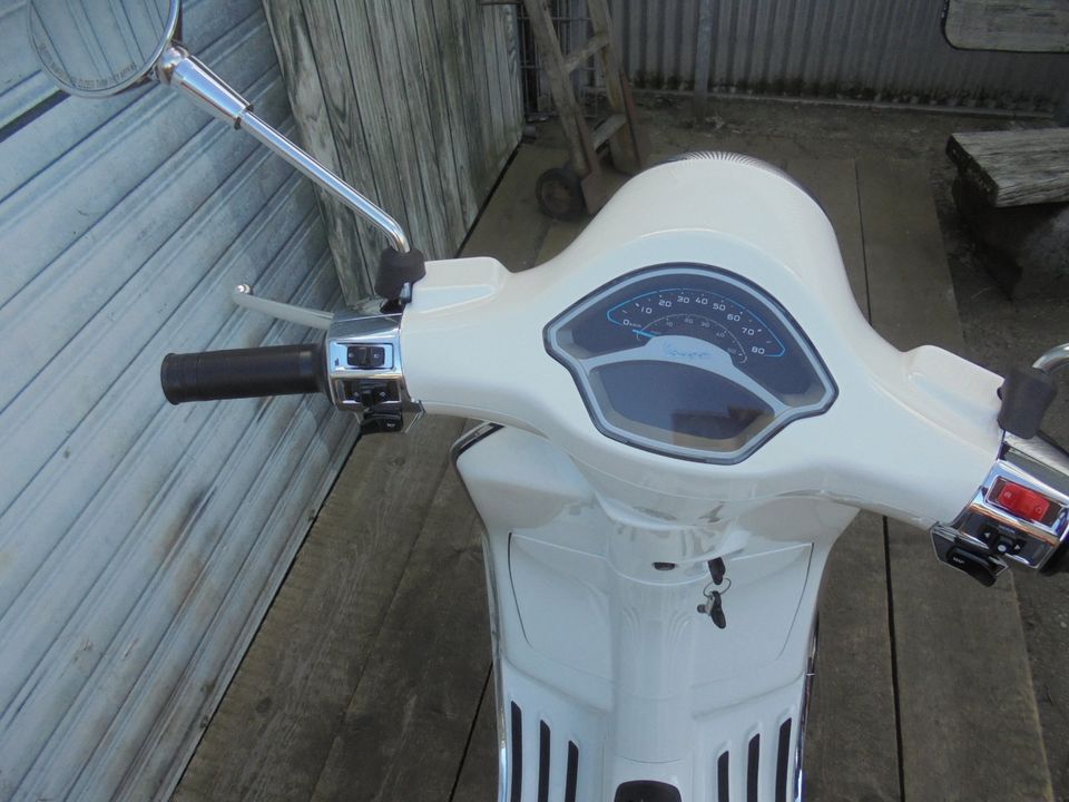 Vespa Primavera Elettrica 45 Neu