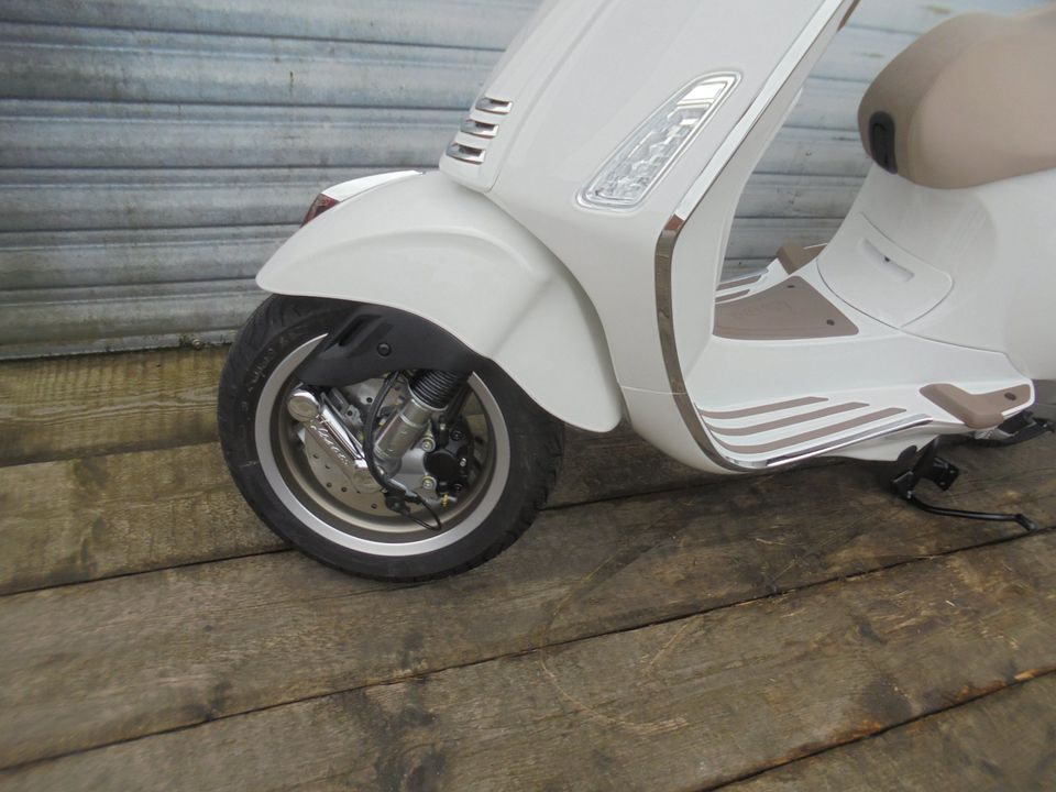 Vespa Primavera S 50 E5+ FL