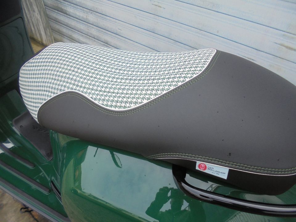 Vespa GTS 310 Super TECH RH EDITION E5+ PORSCHE Irish green