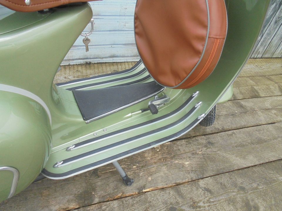 Vespa VBB 150 2T mit 125 ccm Zulassung NR